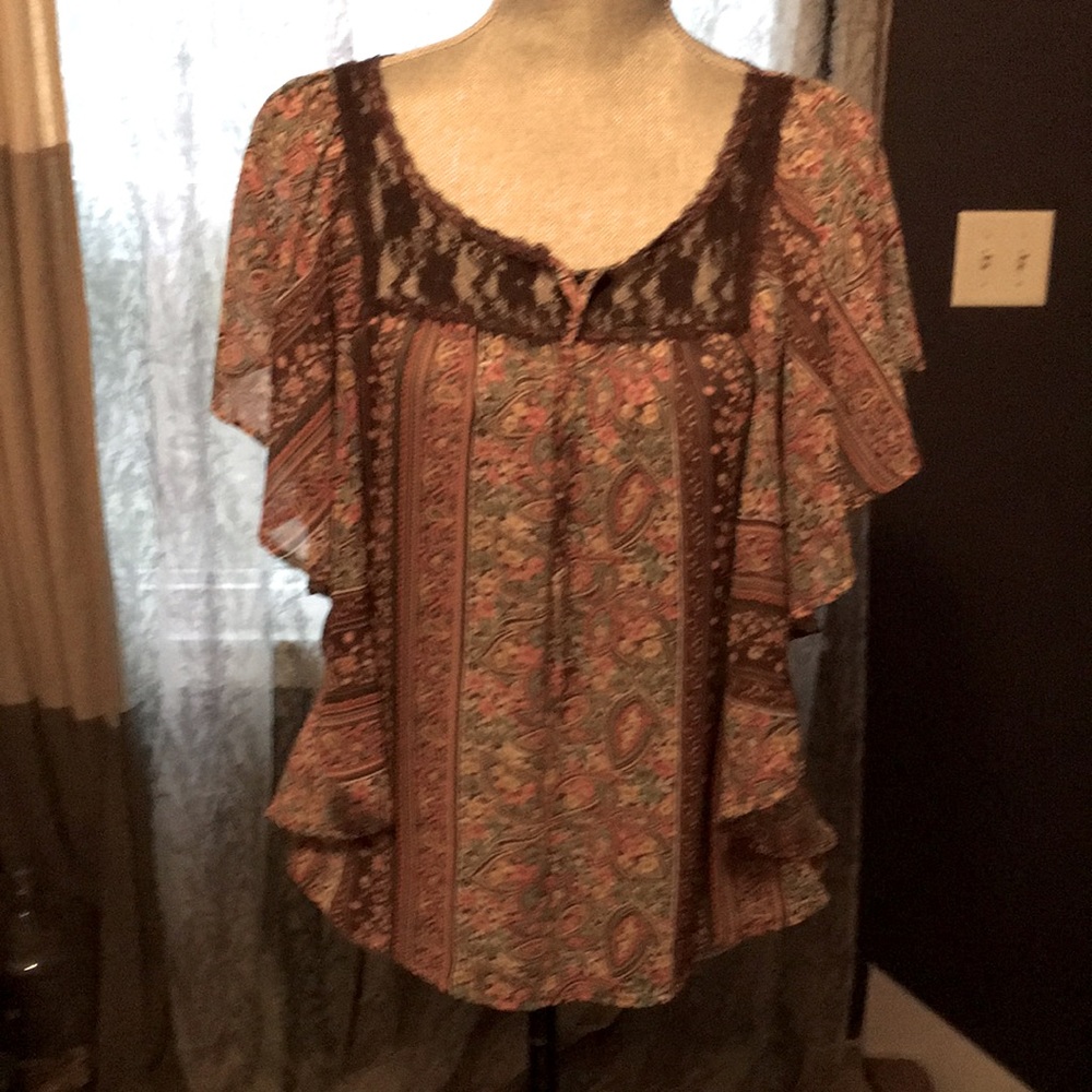 BOHO BUTTERFLY SLEEVE TOP